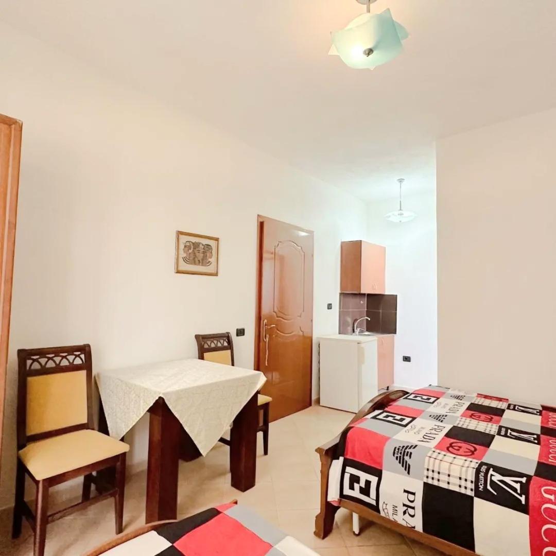 A-Vila Golem  Luaran gambar